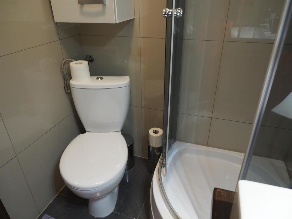 Adobe Apartment - Przytulny I Free Parking Breslavia Exterior foto